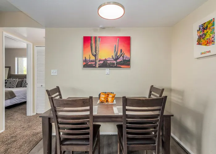 Apartment Greenbelt Condo-patiopooltennisold Town 5min Scottsdale